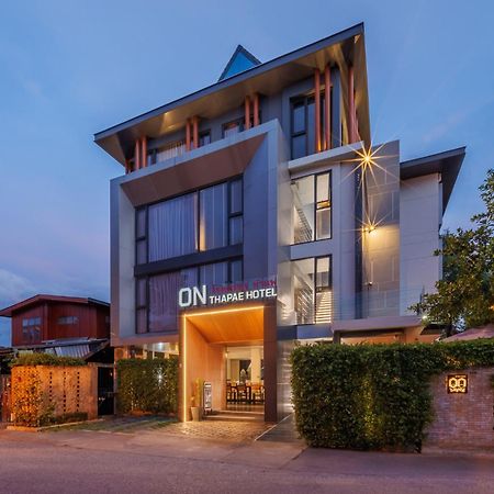 On Thapae Gate Chiangmai Hotel Чиангмай Екстериор снимка