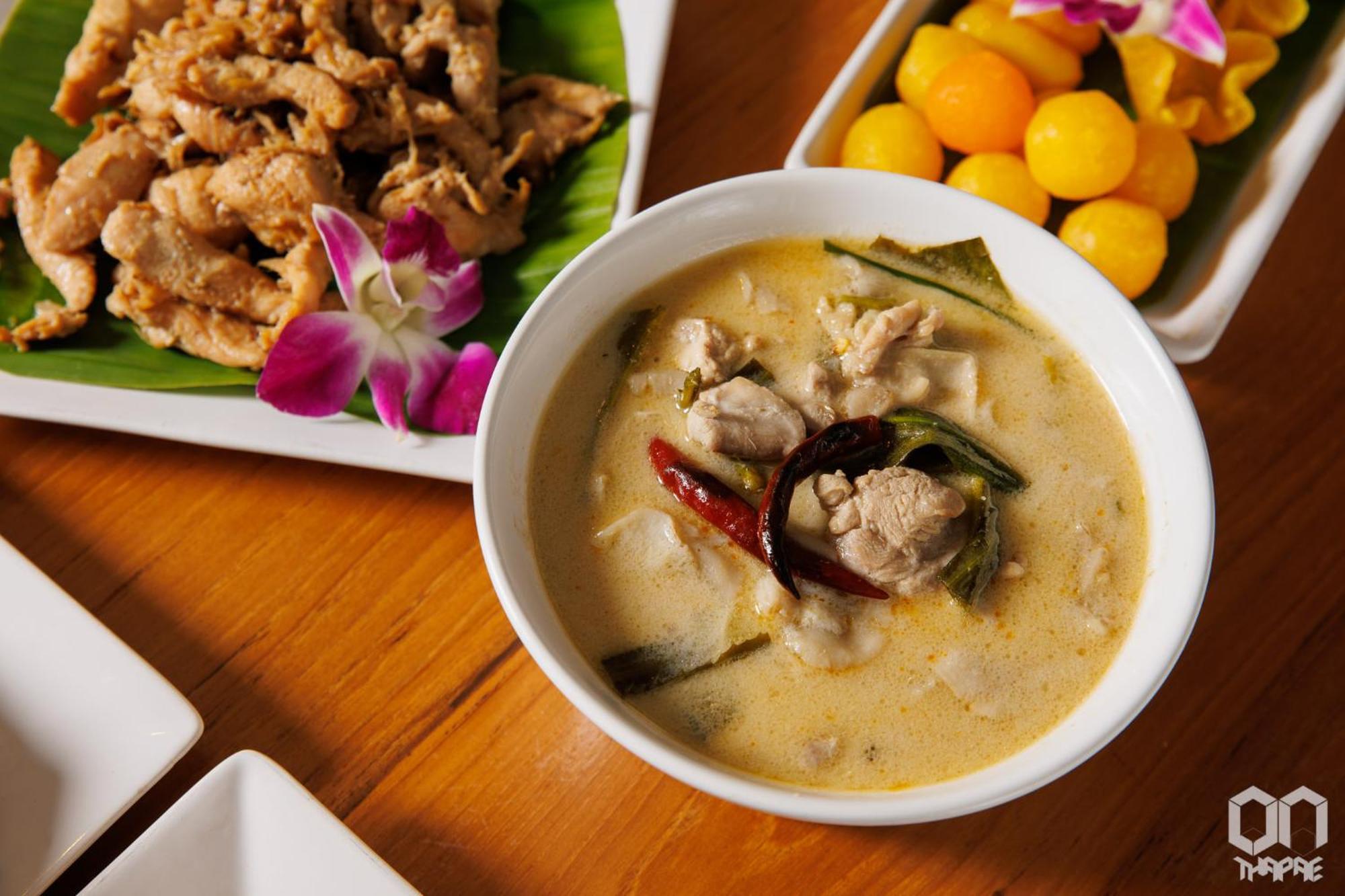 On Thapae Gate Chiangmai Hotel Чиангмай Екстериор снимка