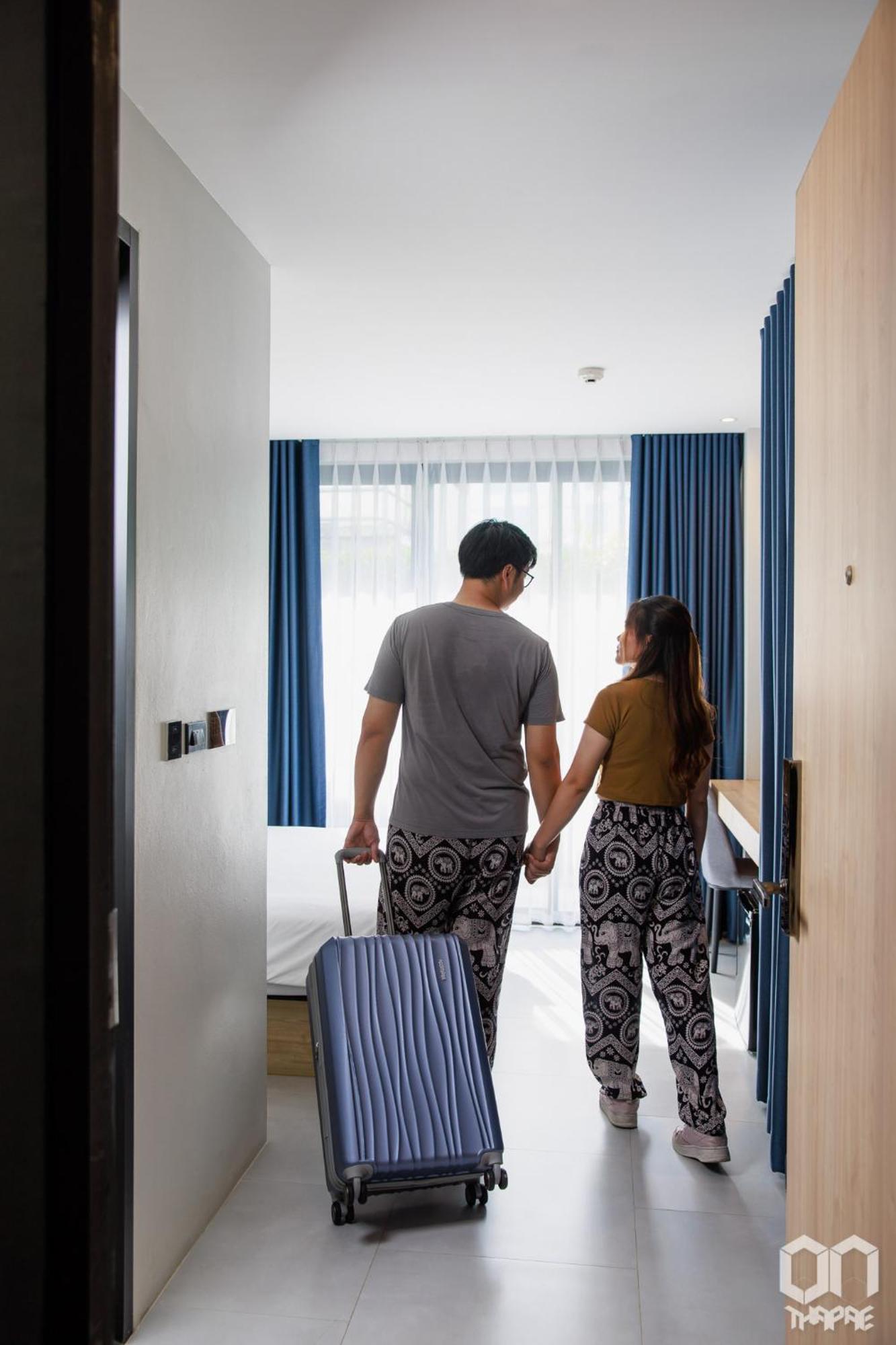 On Thapae Gate Chiangmai Hotel Чиангмай Екстериор снимка