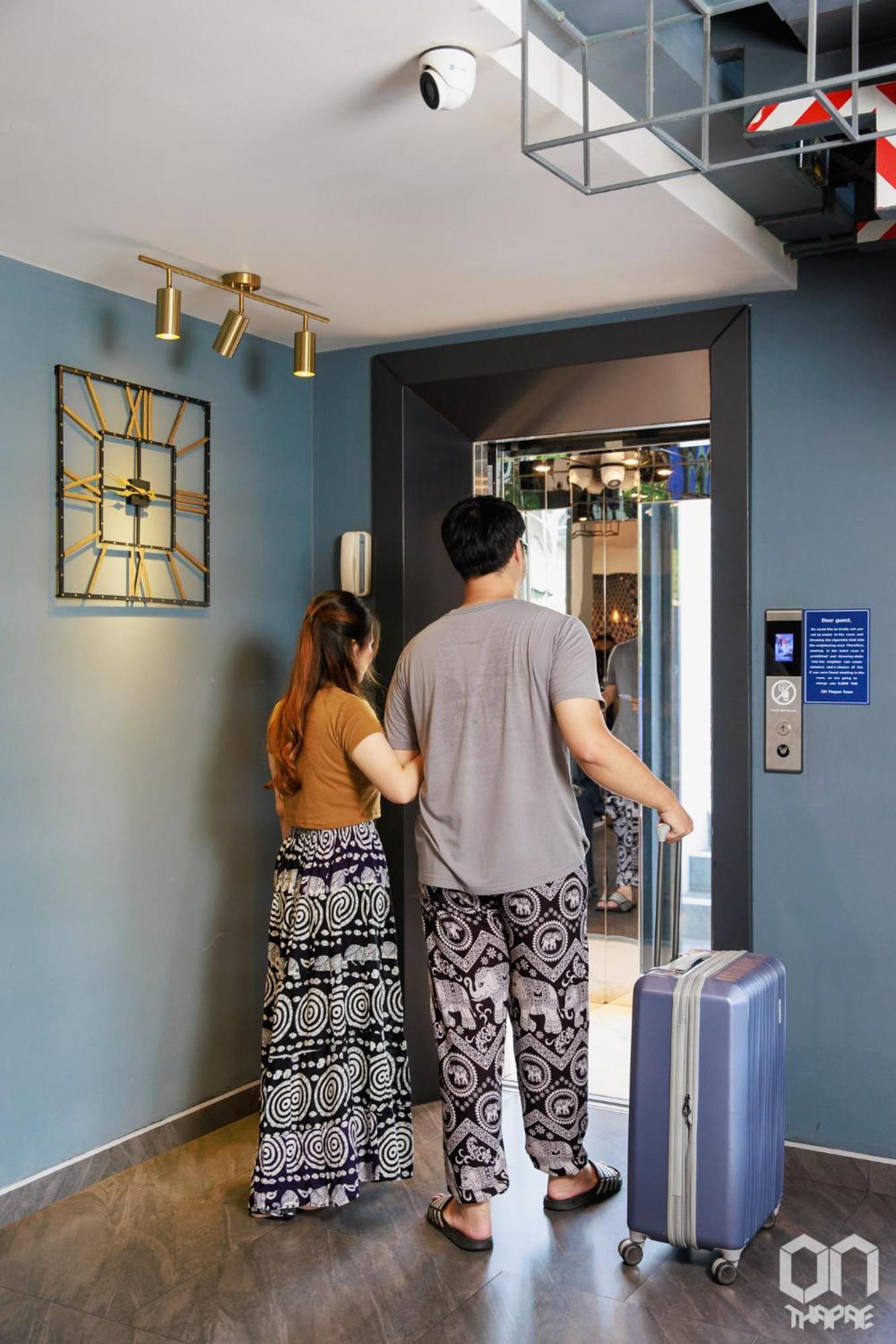 On Thapae Gate Chiangmai Hotel Чиангмай Екстериор снимка