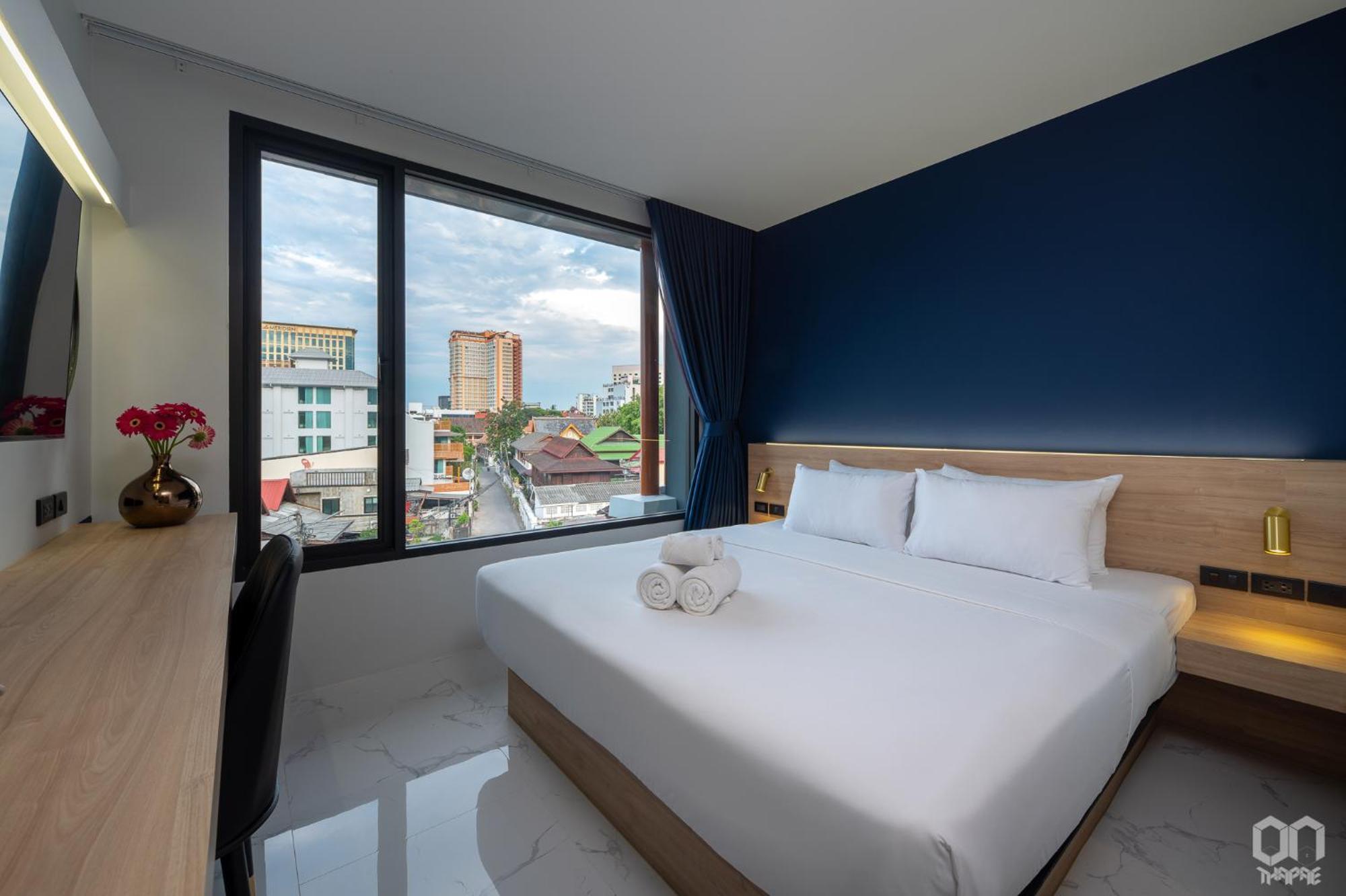 On Thapae Gate Chiangmai Hotel Чиангмай Екстериор снимка